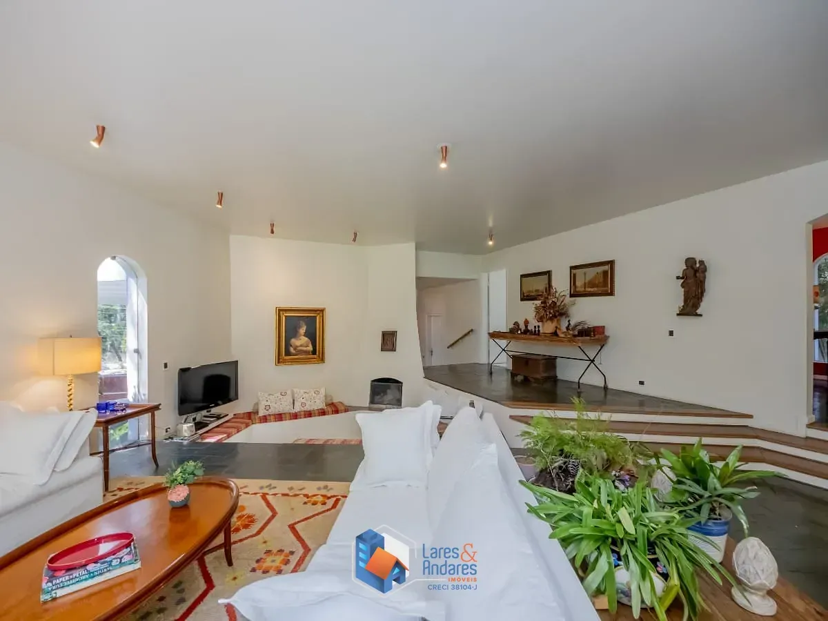 Imagem Casa para venda em Real Parque com 4 quartos, sendo 2 suítes, 295m²