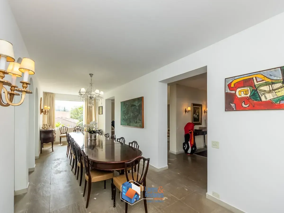 Imagem Casa para venda em Pacaembu com 3 quartos, 379m²