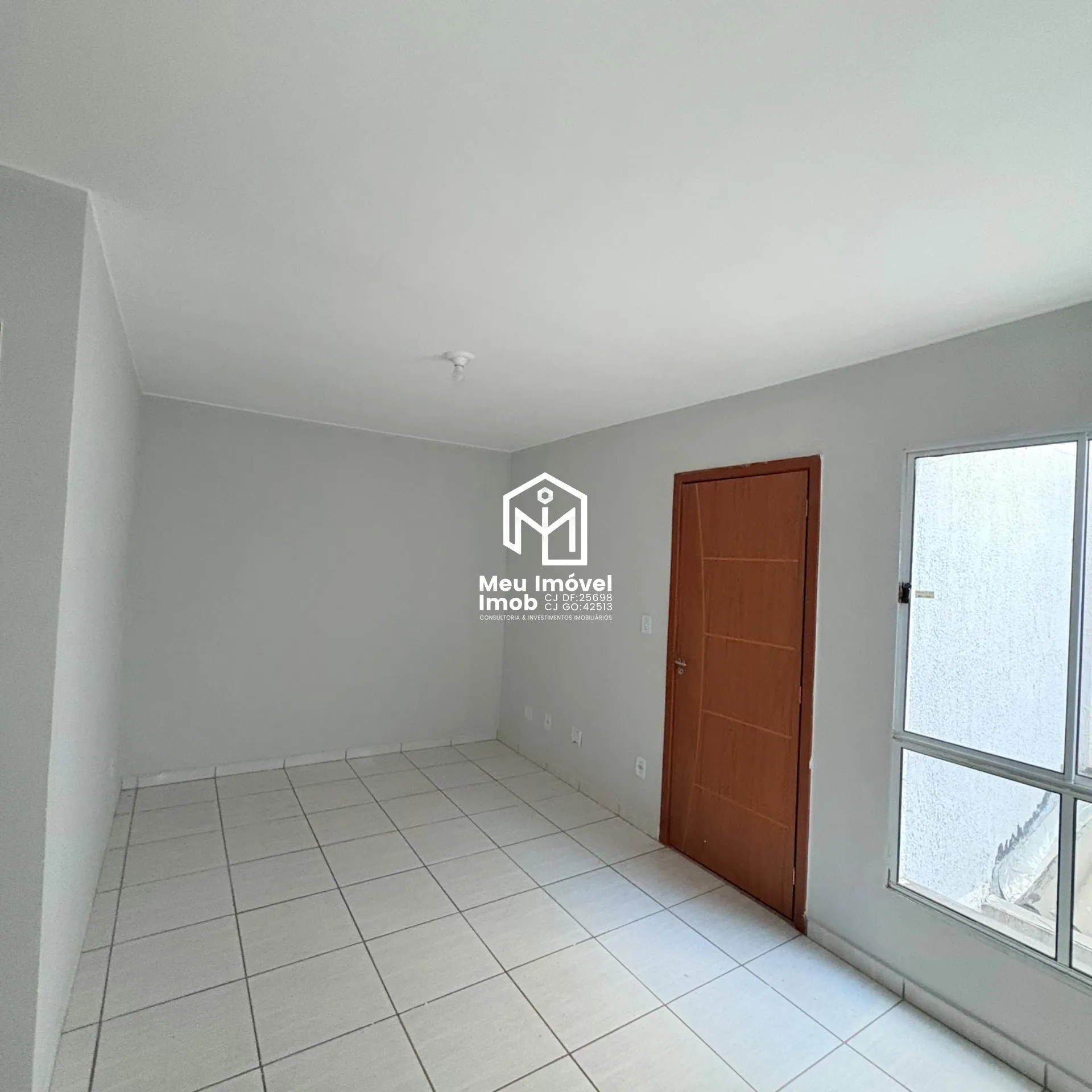 Imagem Apartamento em Céu Azul - Valparaíso de Goiás