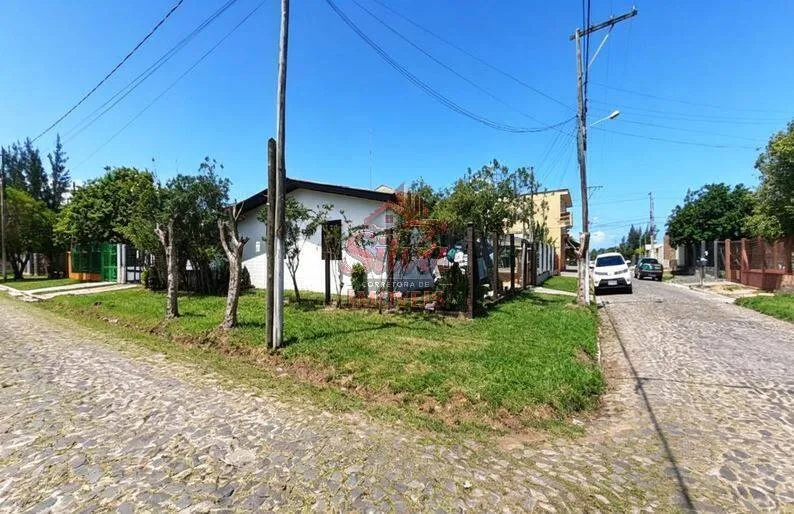 Imagem C992 | Casa de esquina + anexo 2 dorm, Albatroz, Imbé