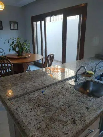 Imagem Sobrado com 3 dormitórios à venda, 125 m² por R$ 841.000,00 - Jardim São Jorge - Guarulhos/SP