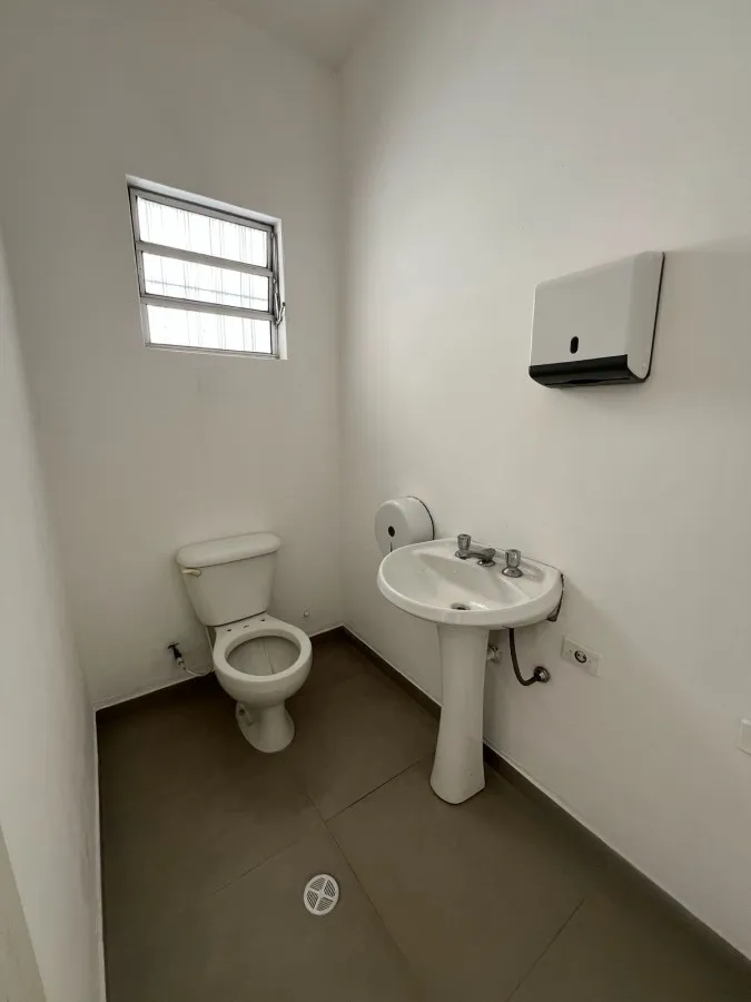 Imagem Prédio Comercial para Locação em São Paulo / SP no bairro Vila Pompéia