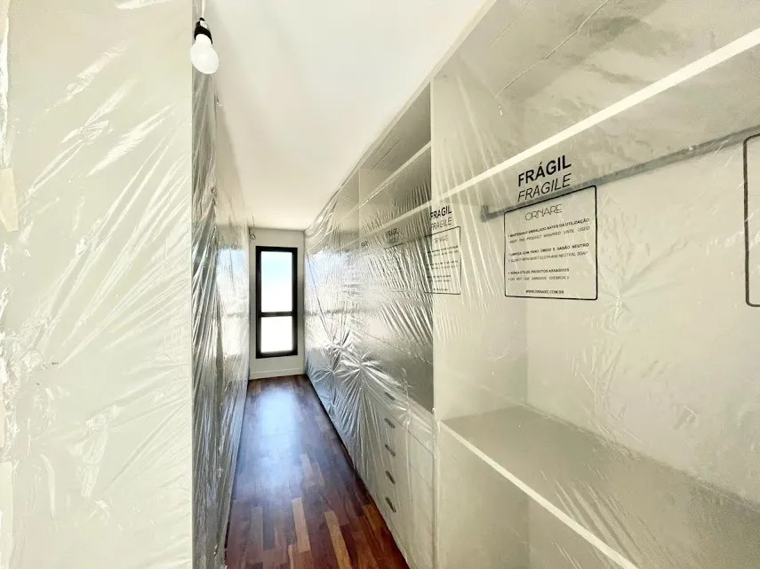 Imagem Sobrado de 560m² Localizado no Alphaville Res. Dois - Barueri - SP!