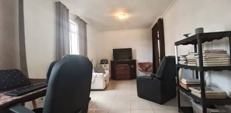 Imagem Cobertura 4 quartos, suíte, 02 vagas, reformada, Bairro Jardim America!!!
