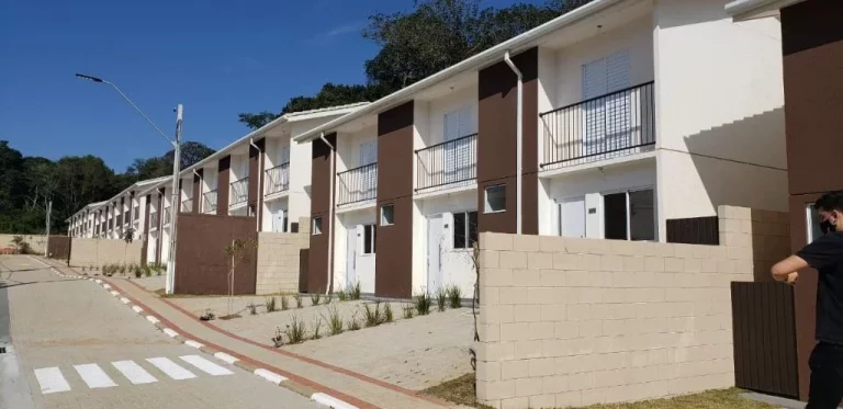 Imagem Sobrado com 2 dormitórios à venda, 61 m² por R$ 450.000,00 - Chácara Faggion - Suzano/SP