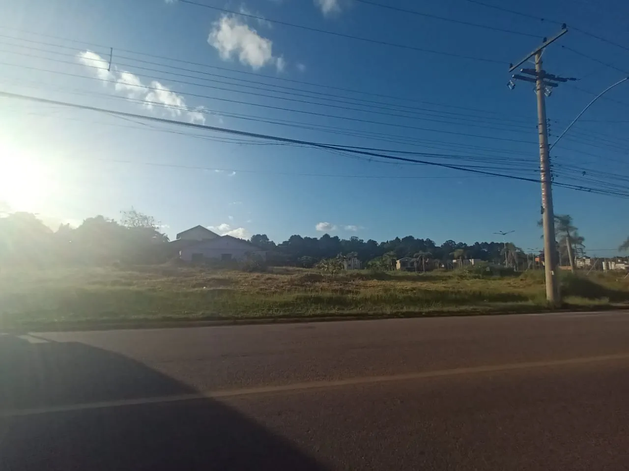Imagem Terreno de esquina em avenida de Viamão!