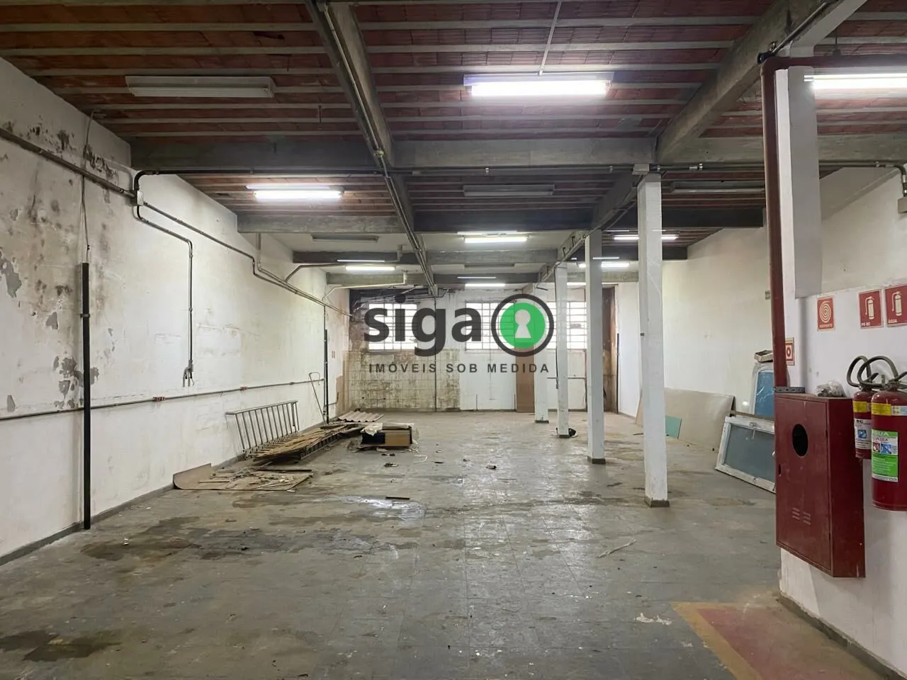 Imagem GALPÃO COMERCIAL PARA VENDA E LOCAÇÃO, 1.032 m² - CIDADE ADEMAR ZONEAMENTO ZEIS-I