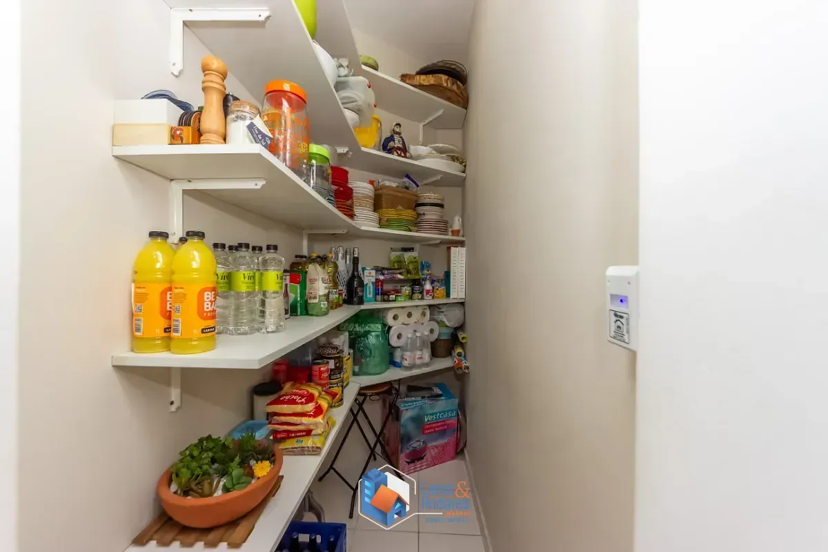 Imagem Sobrado para venda em Vila Sônia com 3 quartos, sendo 1 suíte, 218m²