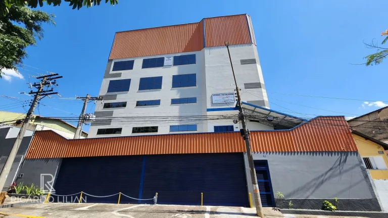 Imagem "Olha o Preço desse Imóvel!!!!! Prédio Comercial de 2558m² em Guarulhos: Ideal para Diversos Negócios!"