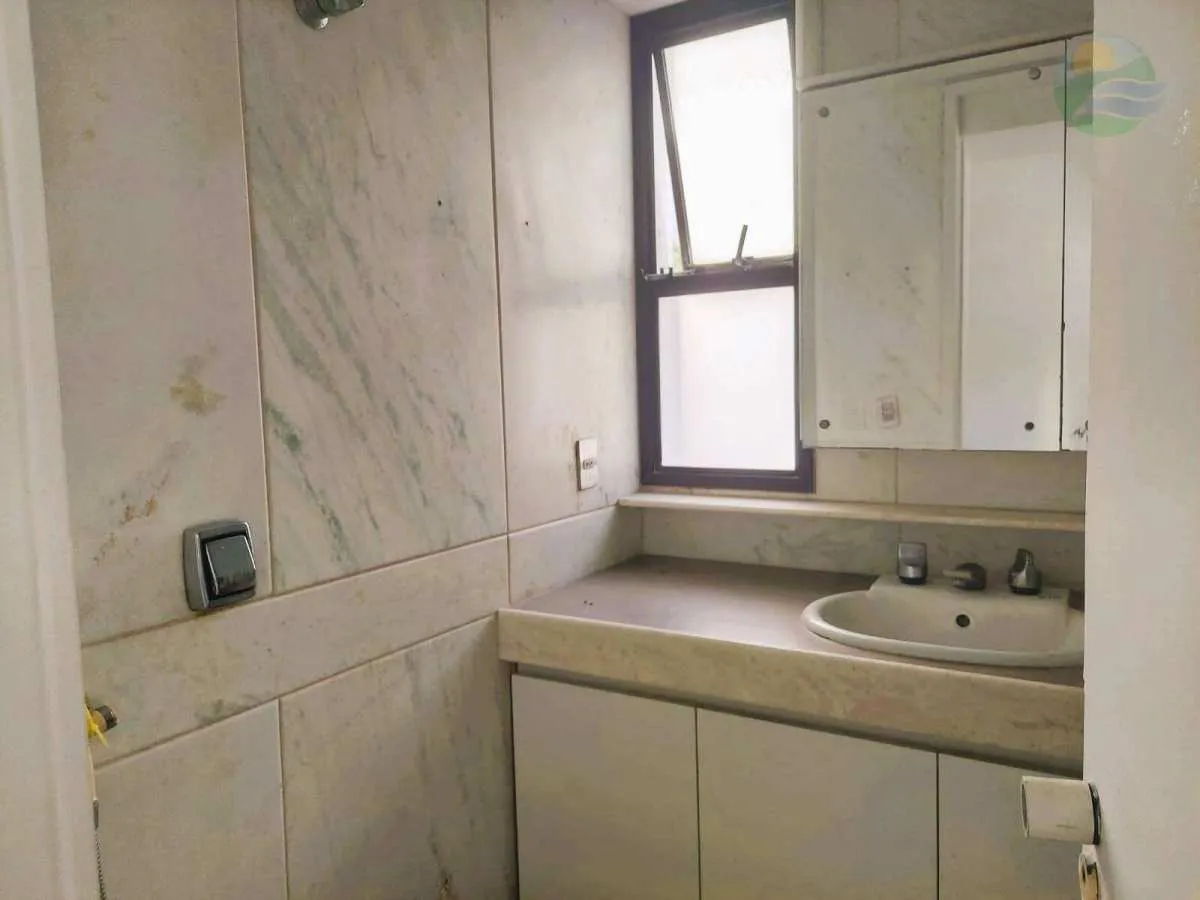 Imagem Apartamento com 4 suites, frente mar, calçadão de Piedade, em Piedade, Jaboatão dos Guararapes.