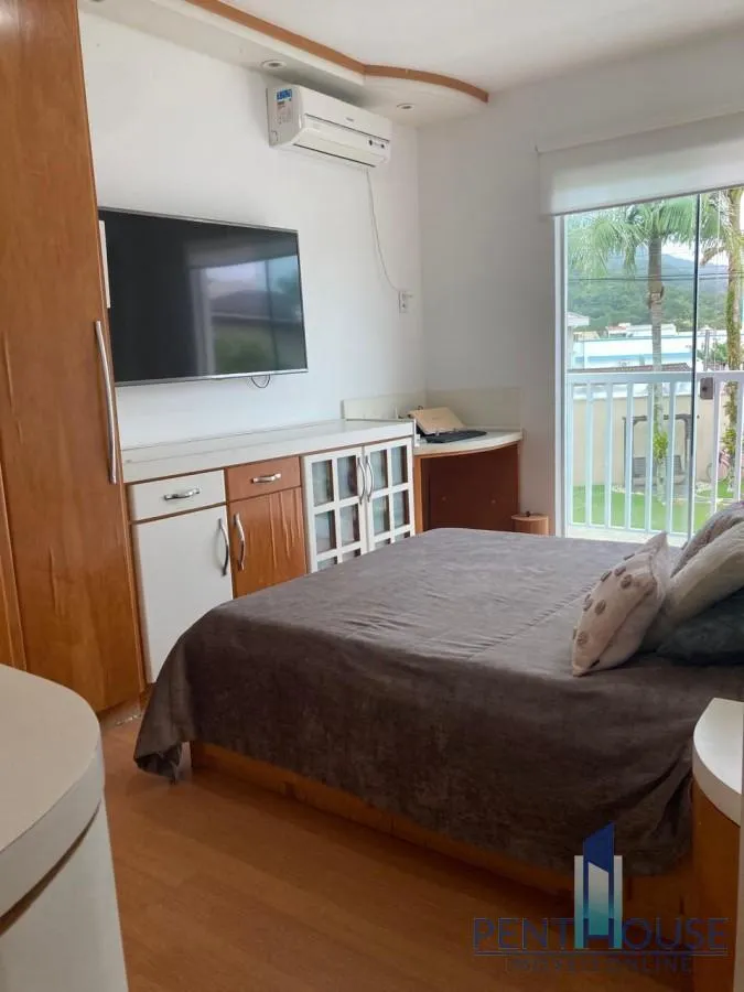 Imagem Casa em Condomínio para Venda em Balneário Camboriú, BARRA, 3 dormitórios, 1 suíte, 2 banheiros, 2 vagas