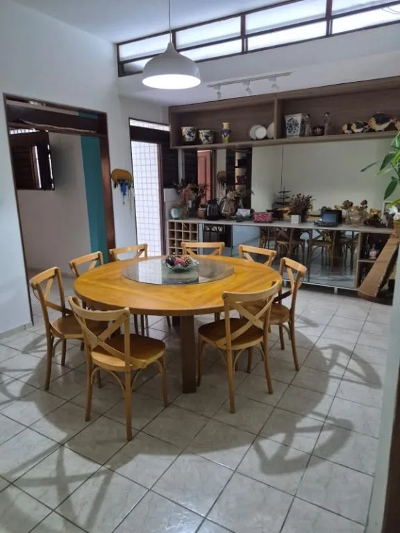 Imagem Casa localização privilegiada no Bessa com 4 dormitórios à venda por R$ 1.300.000 - Bessa - João Pessoa/PB