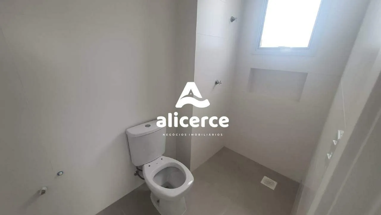 Imagem Apartamento Novo com Terraçao (garden) em Capoeiras - 111,00 m2