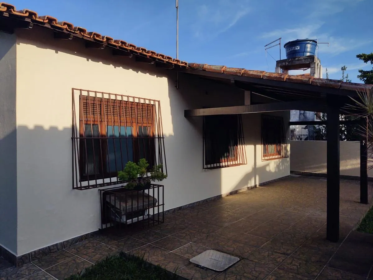 Imagem Casa para Venda em Saquarema, Gravatá, 3 dormitórios, 1 suíte, 1 banheiro, 1 vaga