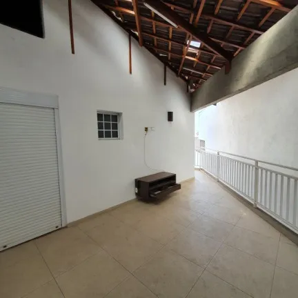 Imagem Sobrado com 3 Quartos à Venda, 191 m² em Freguesia do Ó - São Paulo