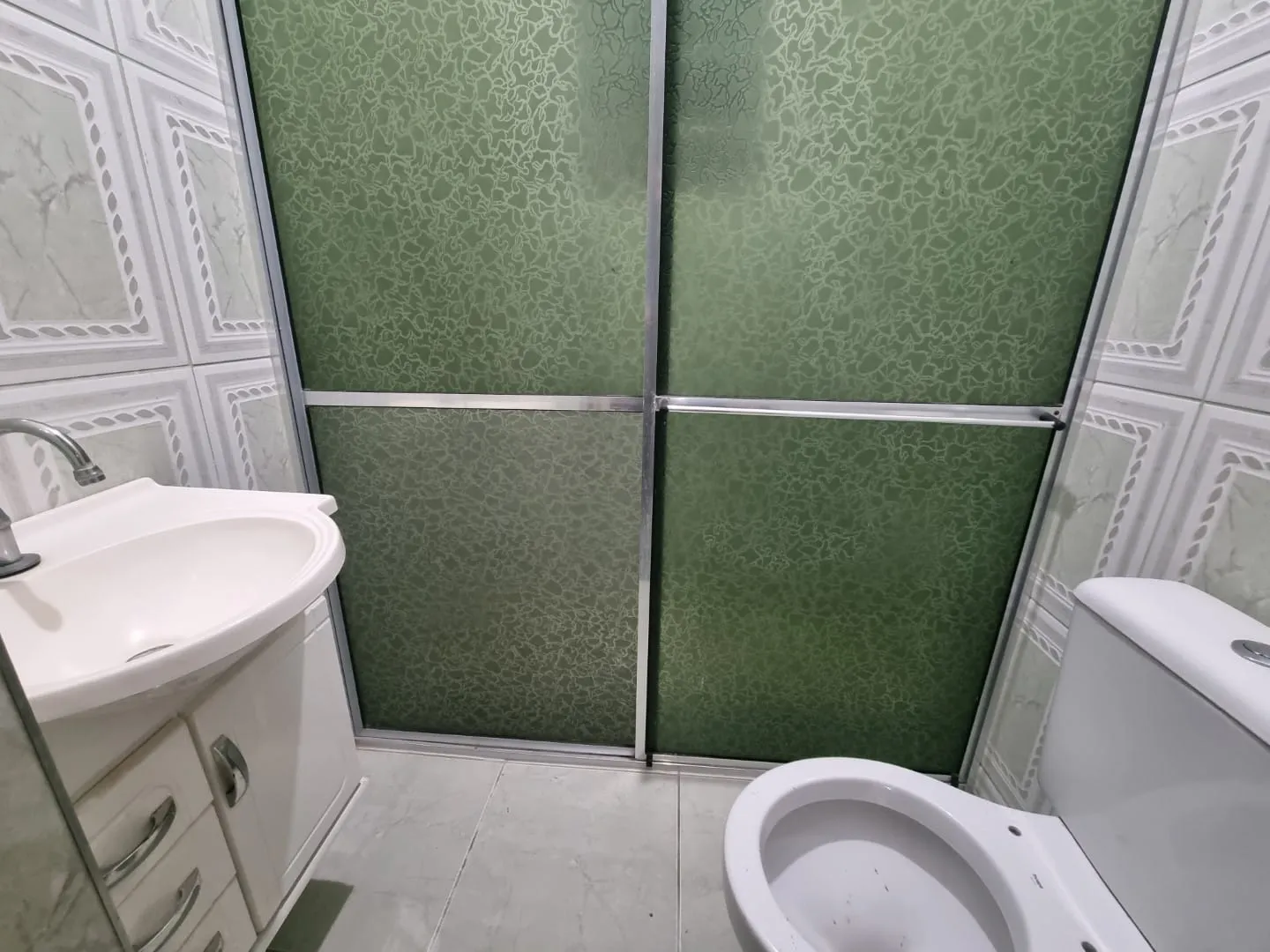 Imagem Casa à venda 2 Quartos, 2 Vagas, 140M², Marieta Azeredo, Pindamonhangaba - SP