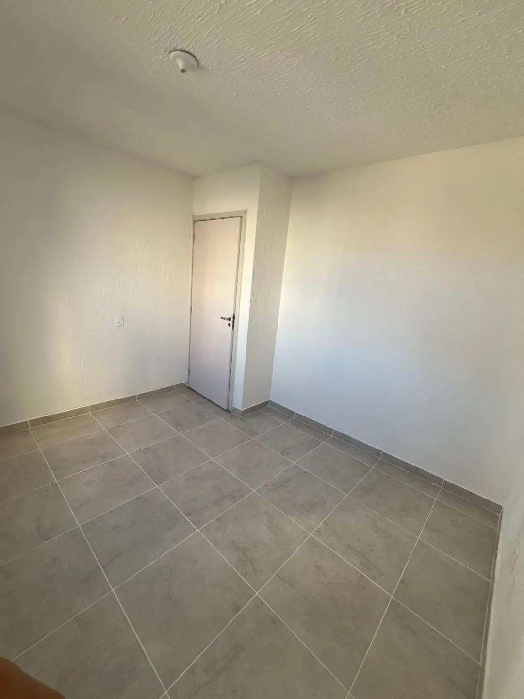 Imagem Excelente oportunidade! Apartamento à Venda em Porto Alegre - Bairro Passo das Pedras