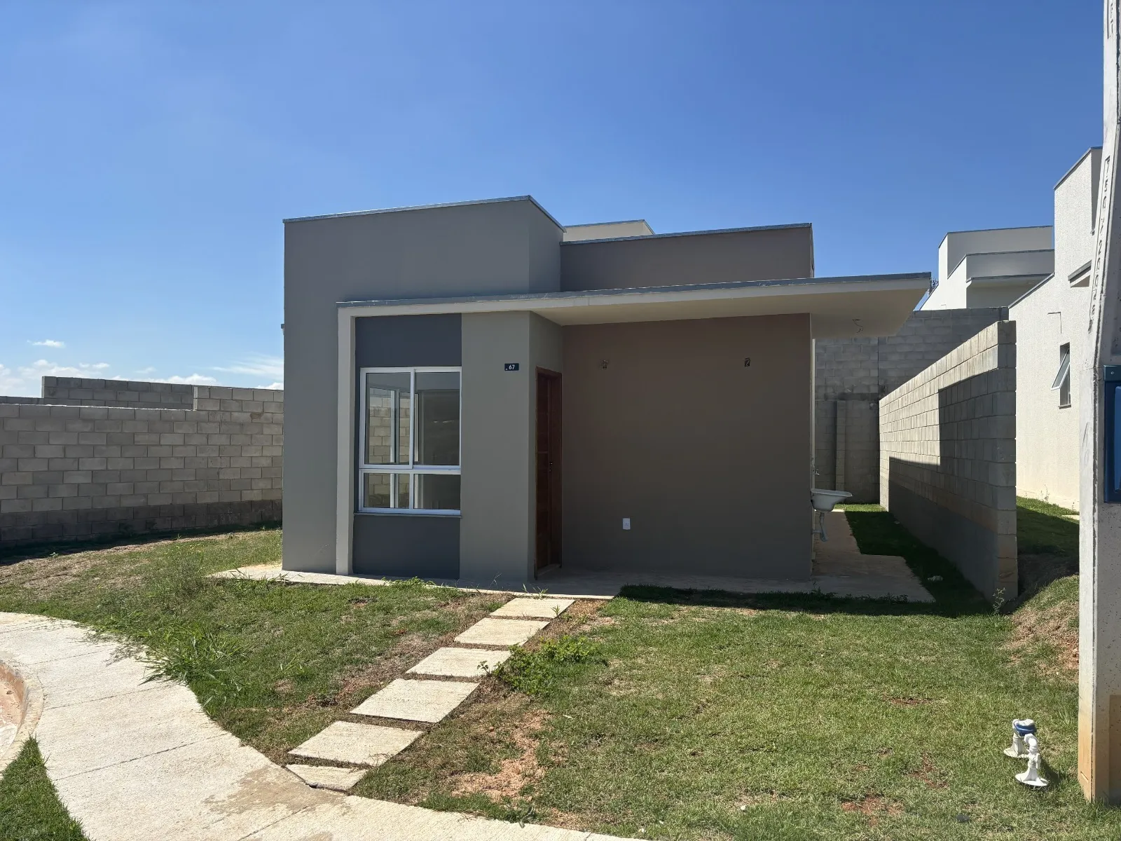 Imagem Excelente oportunidade: Casa em Condomínio à venda em Sorocaba-SP, bairro Aparecidinha, 2 quartos, 2 salas, 1 banheiro, 2 vagas, 55m².