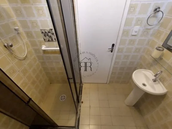 Imagem Sobrado em excelente localização, próximo ao Clube 7 de Setembro da Agua Rasa!!
Piso térreo: 1 v...