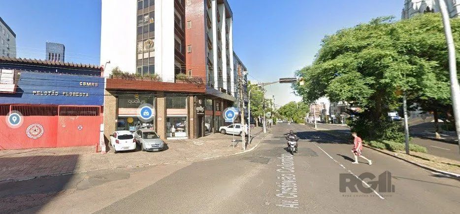 Imagem Loja comercial, disponível para venda e locação na Avenida Cristóvão Colombo