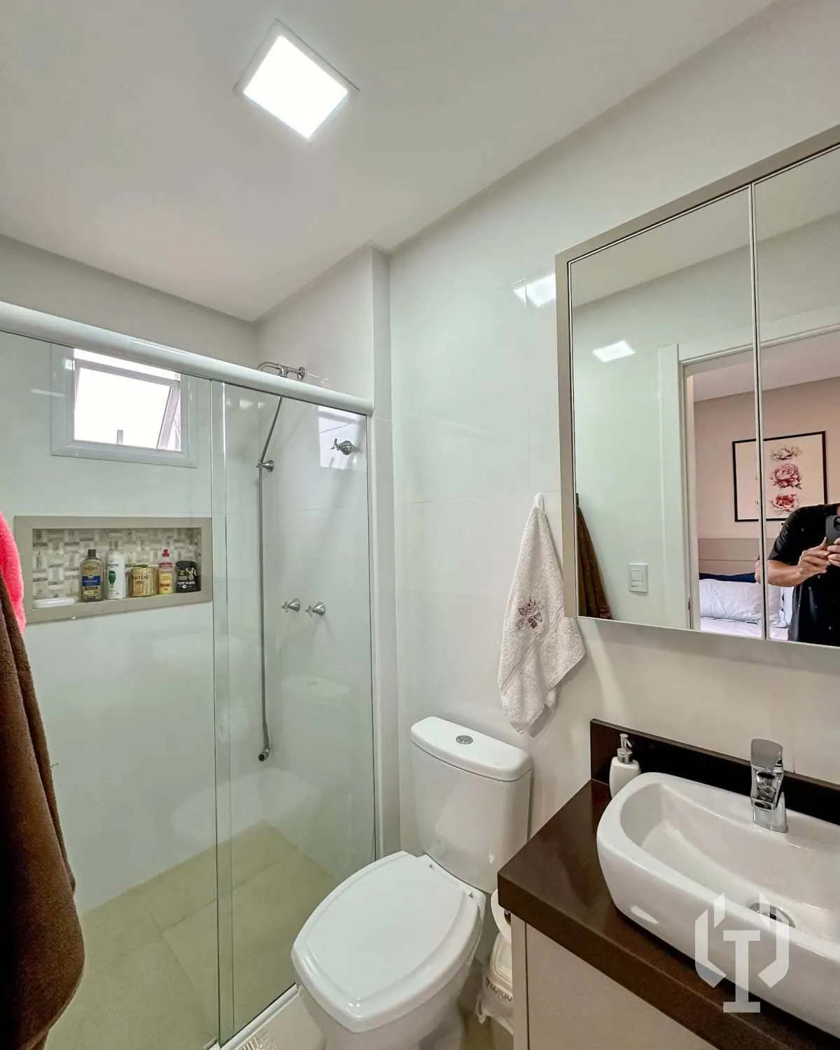Imagem Apartamento diferenciado com 2 suítes em Meia Praia