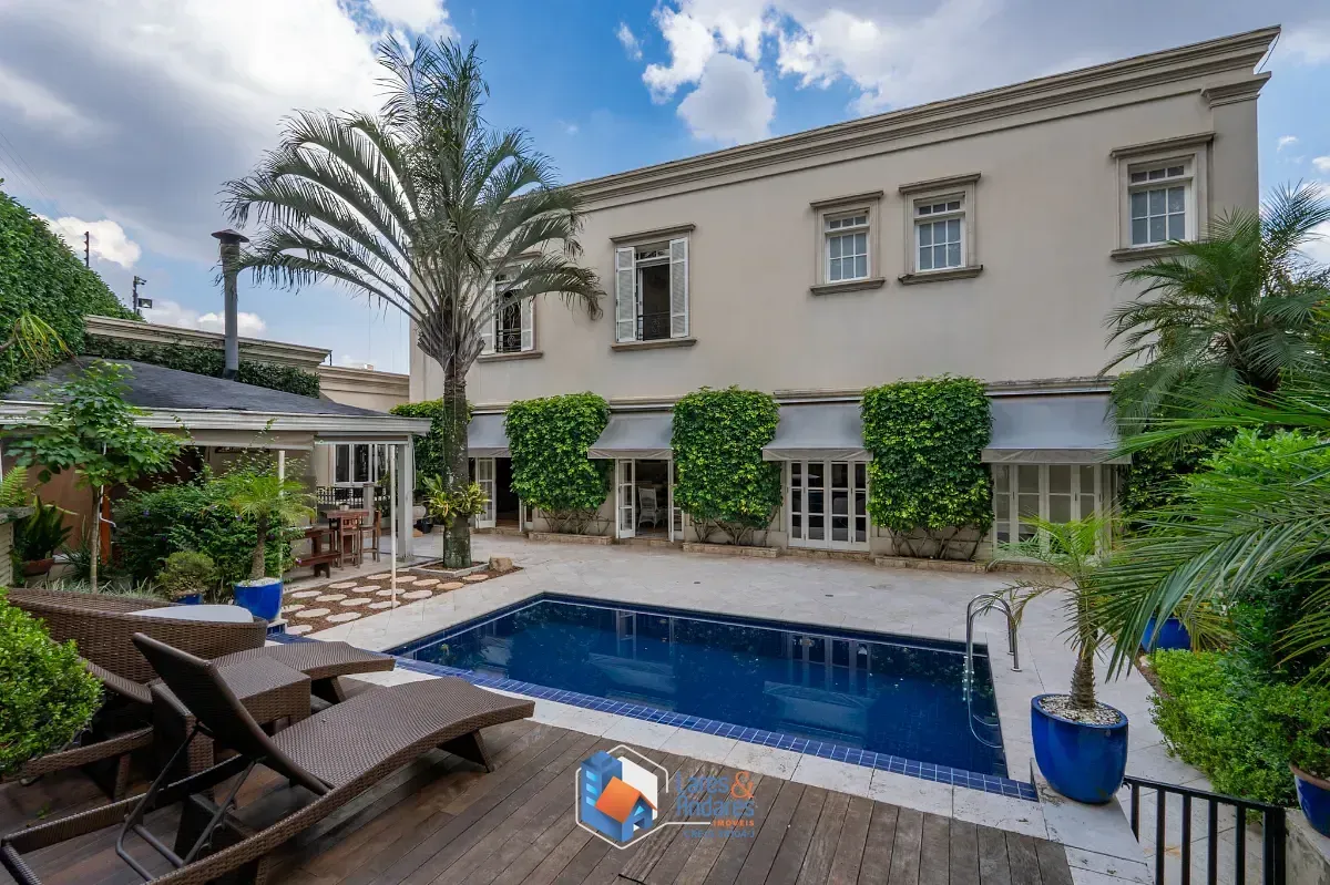 Imagem Casa para venda em Alto de Pinheiros com 5 quartos, sendo 5 suítes, 584m²