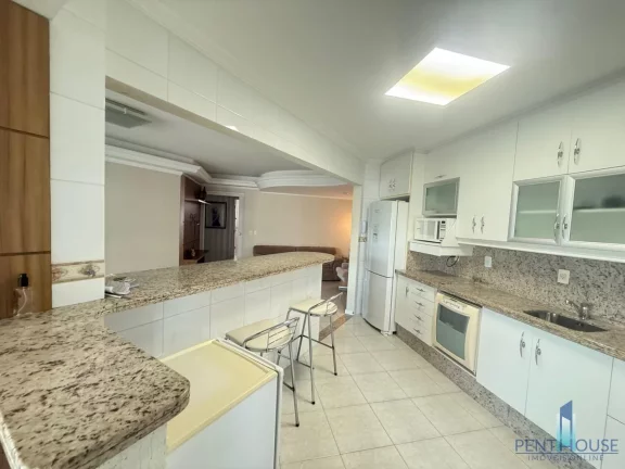 Imagem Apartamento Zona Central para Venda em Balneário Camboriú, CENTRO, 3 dormitórios, 1 suíte, 2 banheiros, 2 vagas