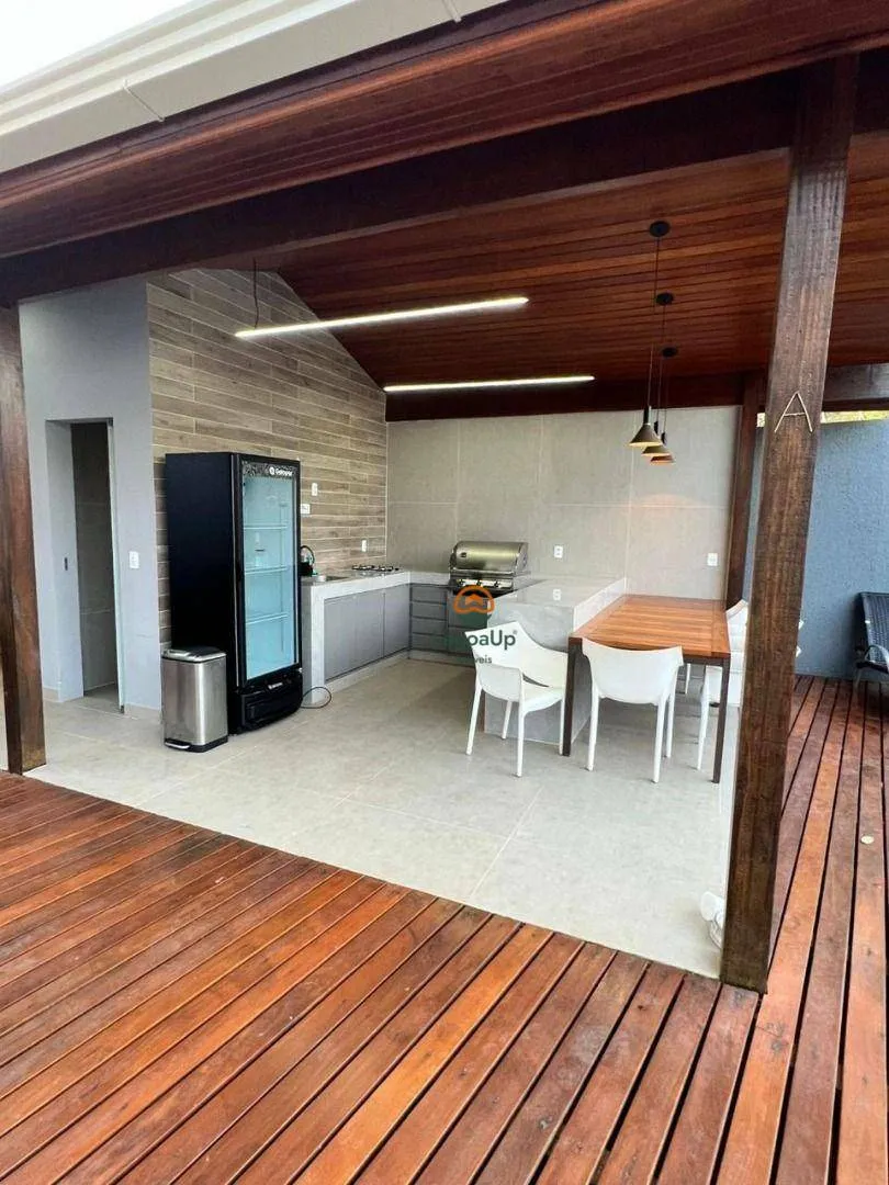 Imagem Casa com 3 dormitórios à venda, 640 m² por R$ 1.300.000 - Condomínio Estância das Petúnias - Lagoa Santa/MG