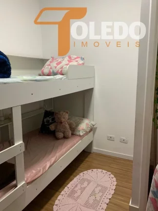 Foto do imóvel Casa em Condomínio para Venda em Cotia / SP em Rua Santos Dumont