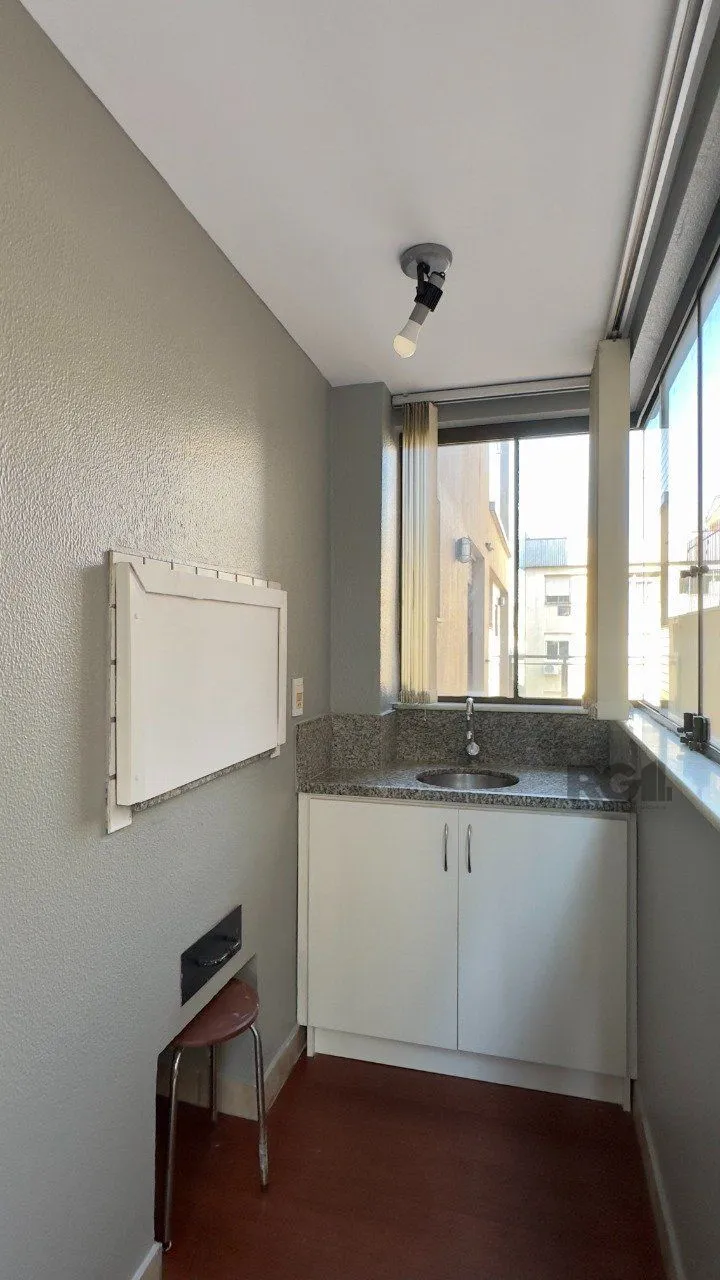 Imagem APARTAMENTO GARDEN, 2 DORMITÓRIOS E 1 VAGA DE GARAGEM COM ÓTIMA LOCALIZAÇÃO NO MOINHOS