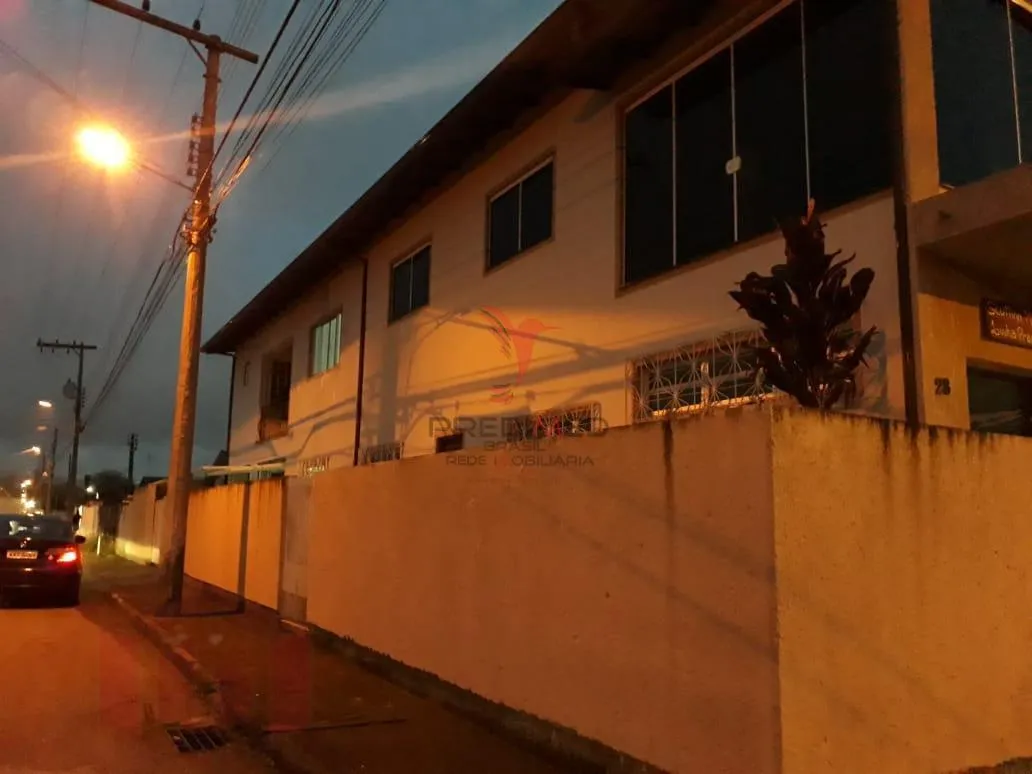 Imagem CASA A VENDA EM PALHOÇAS SC, COM 04 DORMITÓRIOS UM SUÍTE , VALOR R$ 889.000.00