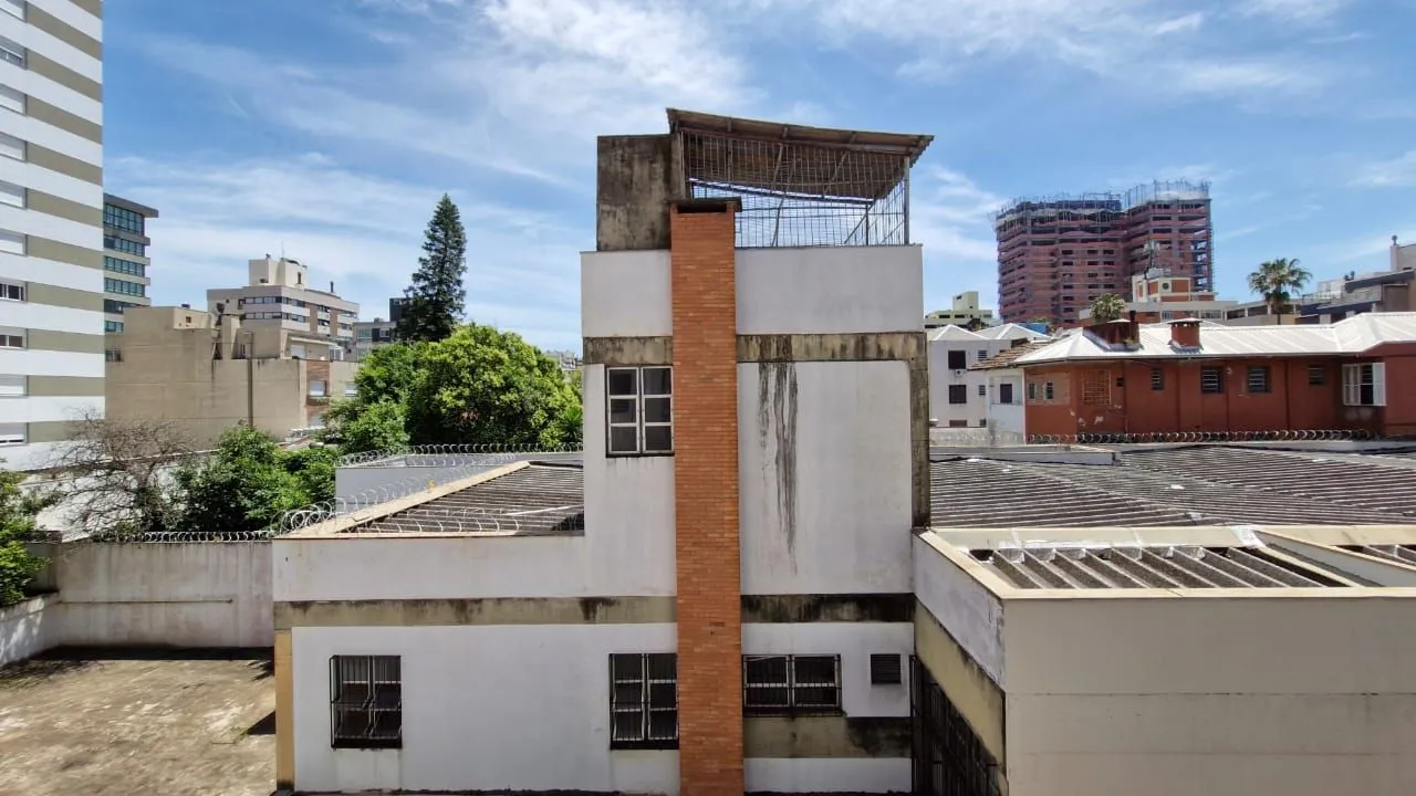 Imagem Apartamento na Av. Getulio Vargas com 3 dormitórios sendo uma suíte, 1 garagem