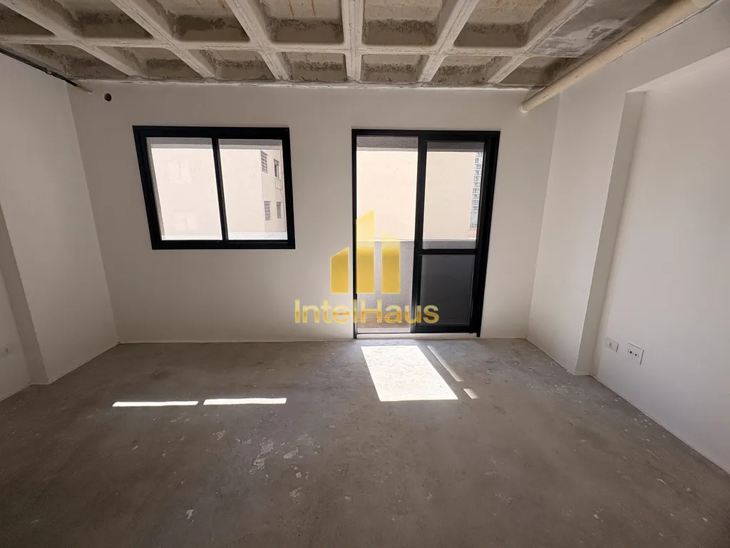 Imagem Excelente oportunidade para quem busca uma sala comercial em localização estratégica no Centro de...