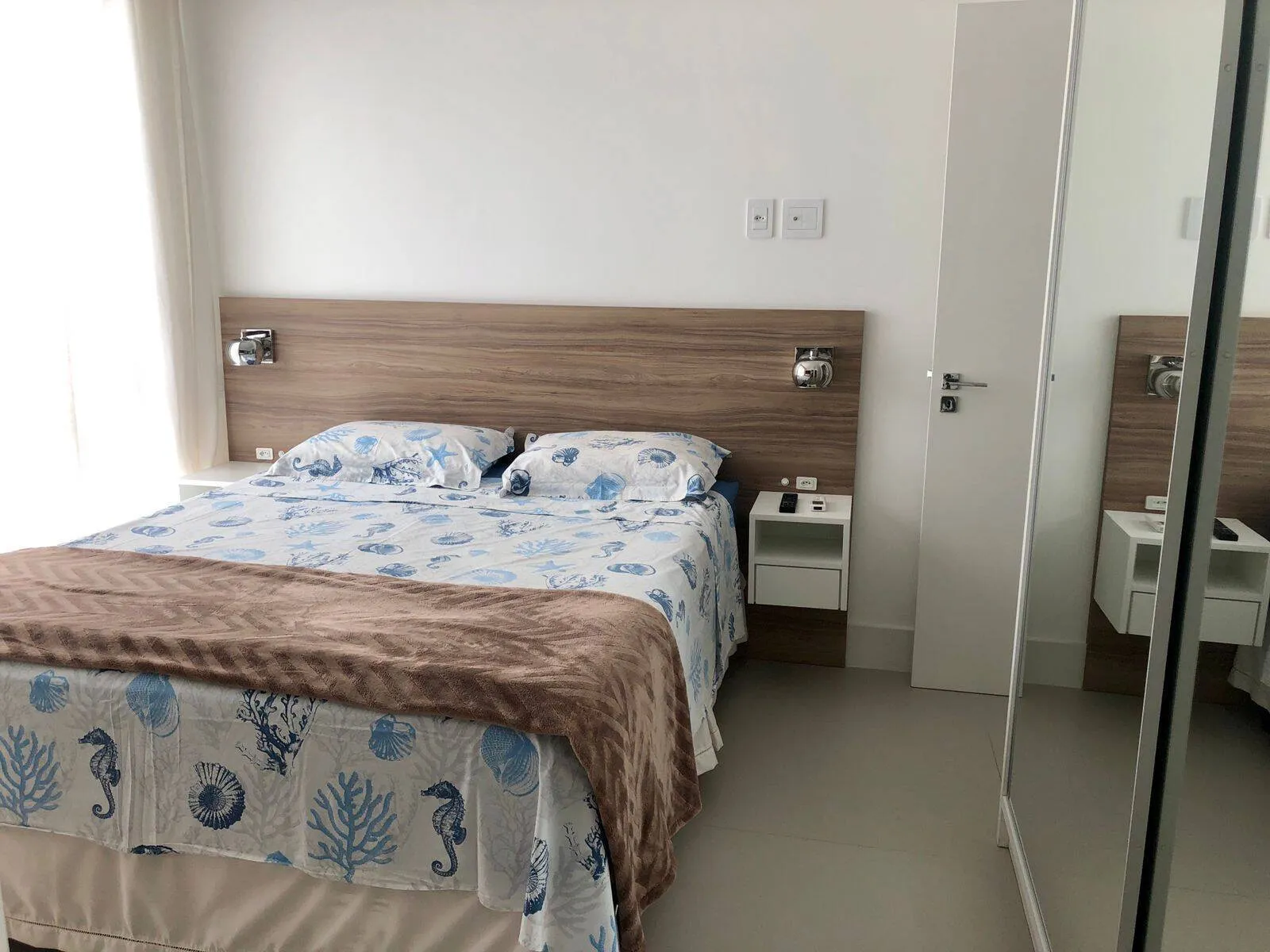 Imagem APARTAMENTO PARA LOCAÇÃO FRENTE MAR EM JURERÊ INTERNACIONAL, FLORIANÓPOLIS