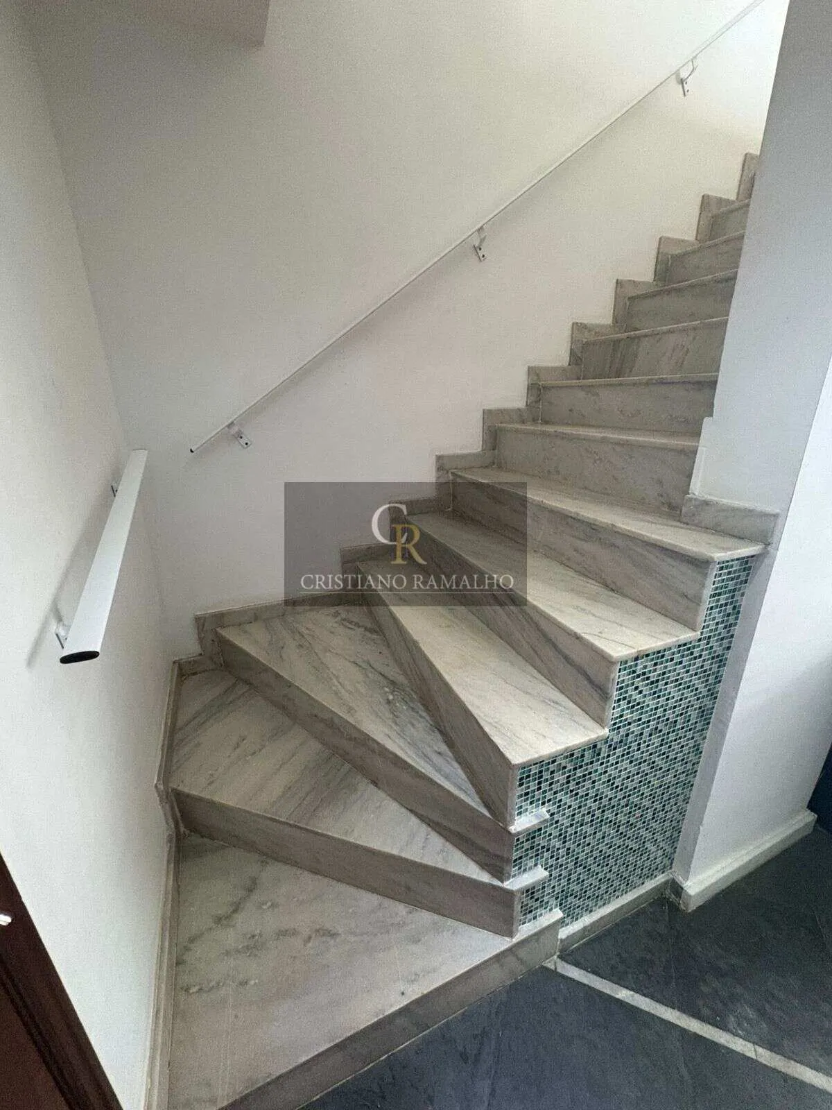 Imagem Cobertura à venda em Cabo Frio, Braga, com 5 quartos, 154,00m2