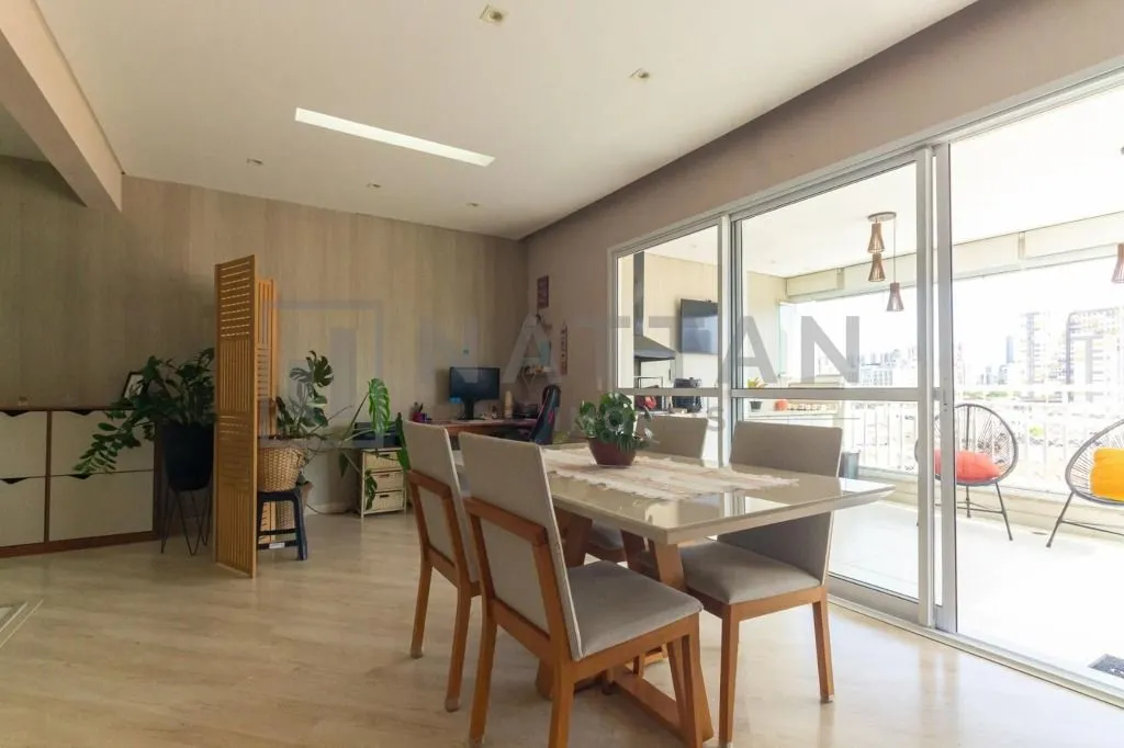 Imagem Apartamento mobiliado com 2 dormitórios no Tatuapé, 102 m², suíte, varanda e 2 vagas