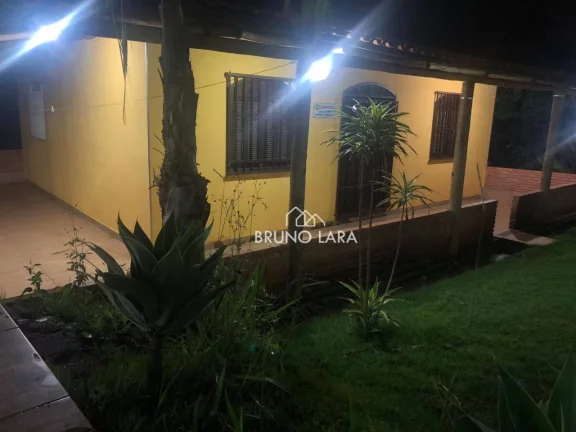 Imagem Sítio com 3 dormitórios à venda, 2520 m² por R$ 550.000,00 - Varginha - Igarapé/MG