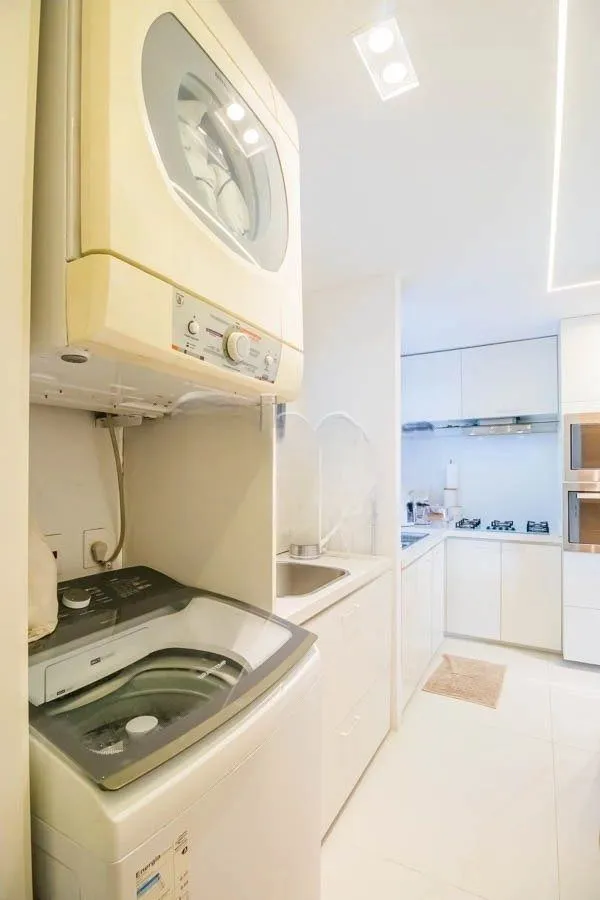 Imagem Apartamento para Venda - 98m², 3 dormitórios, sendo 1 suites, 2 vagas - Petrópolis