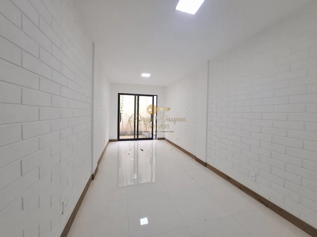 Imagem Casa em Condomínio para Venda em Teresópolis / RJ no bairro Green Valley