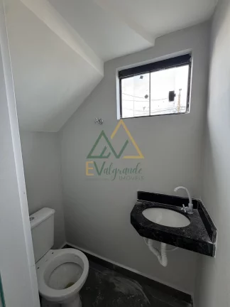 Imagem Sobrado à venda no bairro Tatuquara - Curitiba/PR