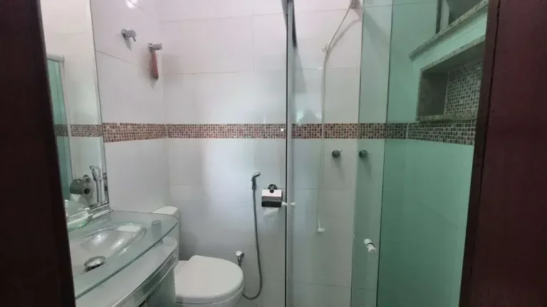 Imagem Ampla Casa no Grogoto – 4 Quartos, Suíte e Garagem