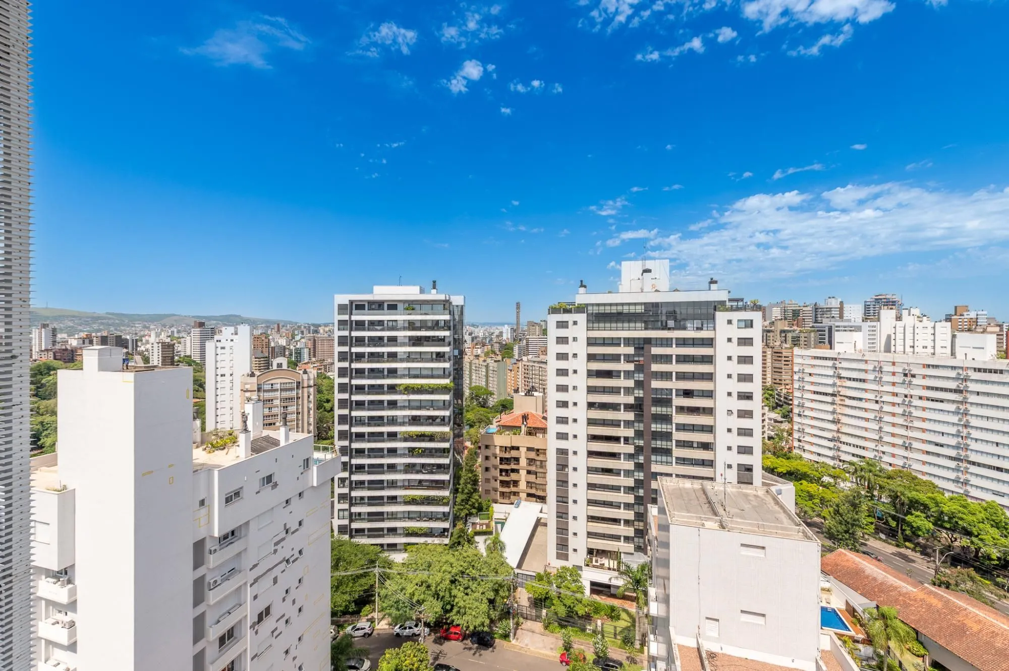 Imagem Apartamento com 204m², 3 dorm, 5 vagas no Petrópolis