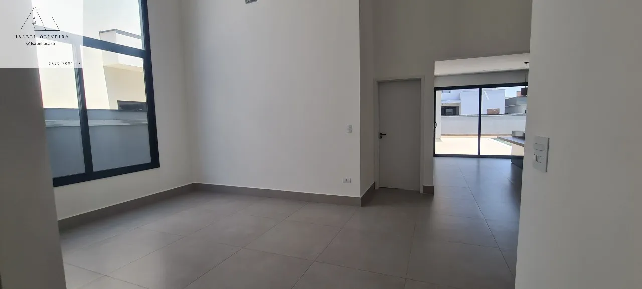 Imagem Oportunidade única! Casa em condomínio à venda em Salto-SP, Portal dos Bandeirantes. 3 quartos, 3 suítes, 2 salas, 4 banheiros, 4 vagas, 228m².
