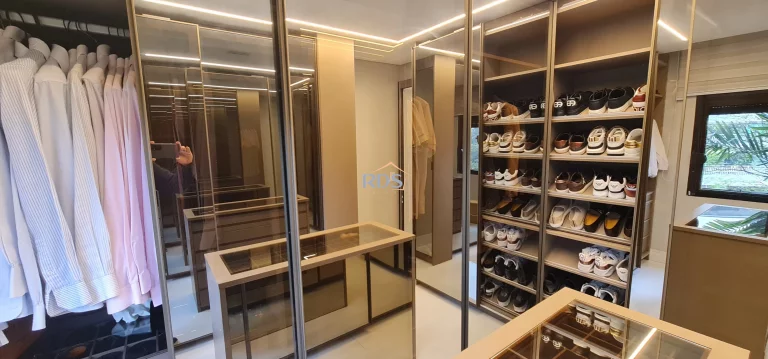 Imagem Vende lindo apartamento de 165m² porteira fechada na Vila Andrade.
