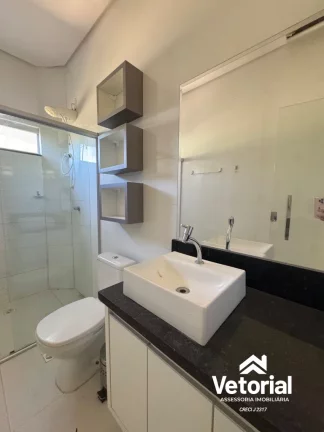 Imagem Imperdível! Casa para locação em Barreiras-BA, bairro Aratu, 1 quarto, 1 sala, 2 banheiros, 3 vagas de garagem, 84,00m².
