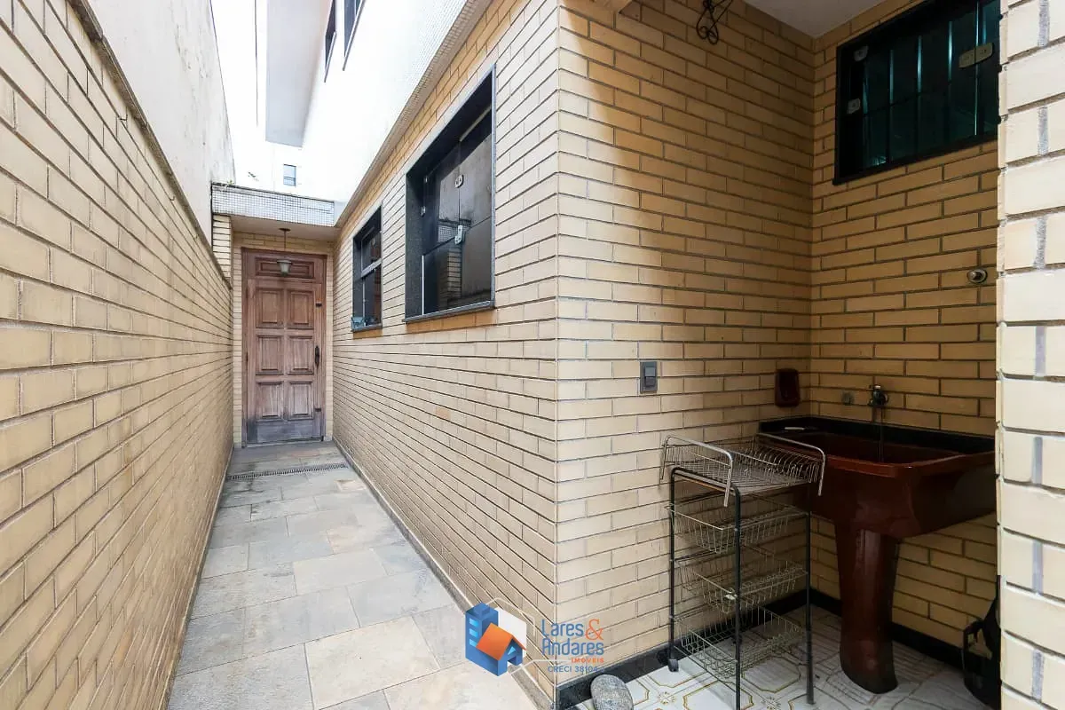 Imagem Casa para venda em Vila Carrão com 3 quartos, sendo 3 suítes, 382m²