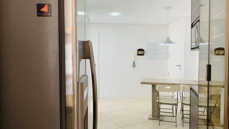 Imagem Apartamento à venda Riviera módulo 8 p?(C) na areia com vista para mar.