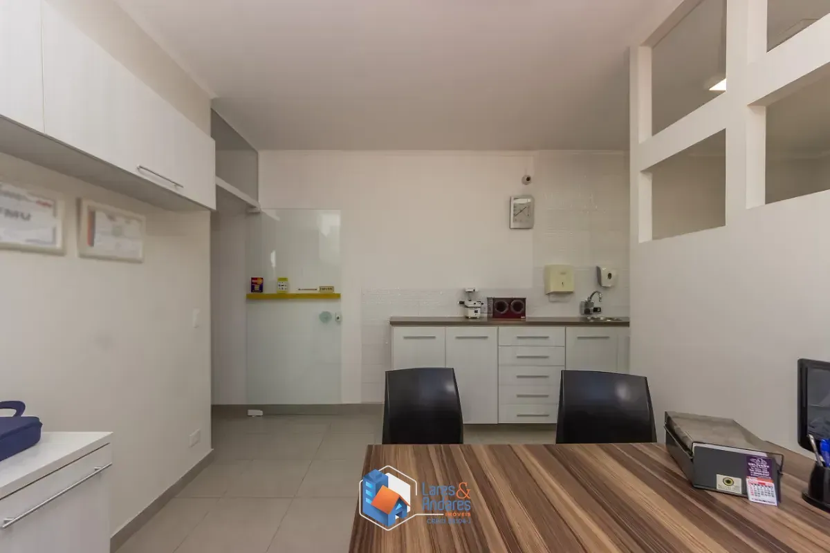 Imagem Sobrado para venda em Vila Bela com 4 quartos, sendo 2 suítes, 308m²