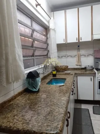 Imagem Sobrado Impecável com 3 Dormitórios e Charme Inaualável!
