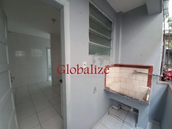 Imagem Apartamento térreo 2 dormitórios no bairro Vila Matias em Santos por R$ 300.000,00